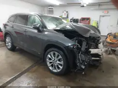 5TDXBRCH5PS571439 2023 TOYOTA HIGHLANDER
