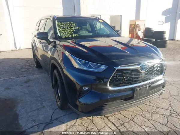 5TDXBRCH5RS642576 2024 TOYOTA HIGHLANDER - Image 1