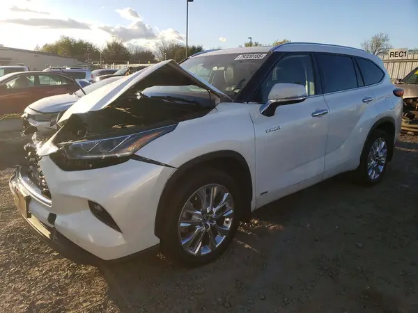 5TDXBRCH6MS023817 2021 TOYOTA HIGHLANDER - Image 1