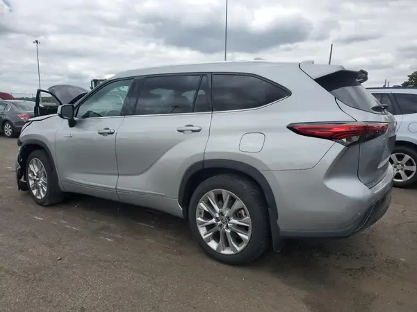 5TDXBRCH6MS519037 2021 TOYOTA HIGHLANDER - Image 2