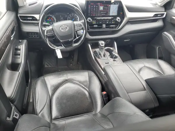 5TDXBRCH6MS519037 2021 TOYOTA HIGHLANDER - Image 8