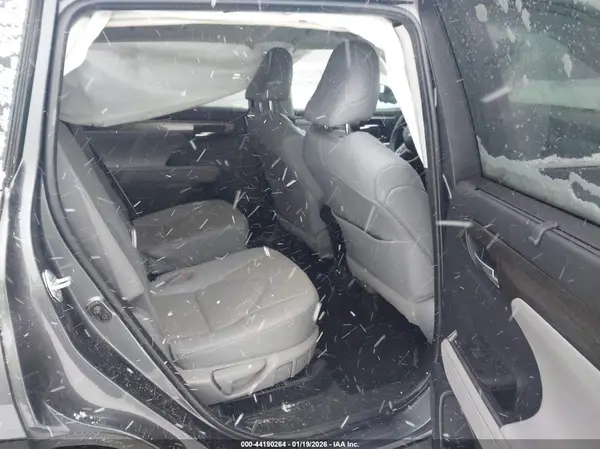5TDXBRCH6MS520205 2021 TOYOTA HIGHLANDER - Image 8