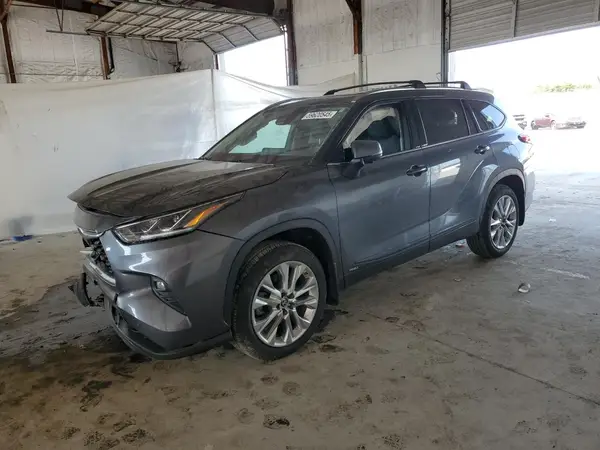 5TDXBRCH6PS129396 2023 TOYOTA HIGHLANDER - Image 1