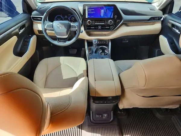 5TDXBRCH6PS588573 2023 TOYOTA HIGHLANDER - Image 8