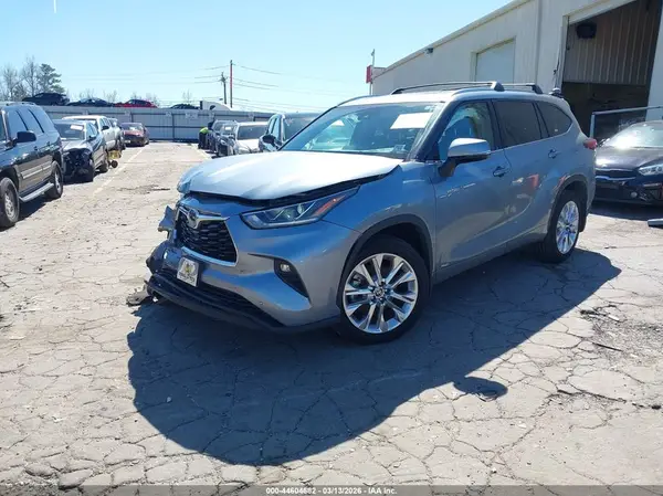 5TDXBRCH7LS001145 2020 TOYOTA HIGHLANDER - Image 2