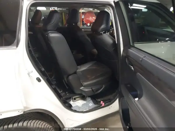 5TDXBRCH7MS520195 2021 TOYOTA HIGHLANDER - Image 8