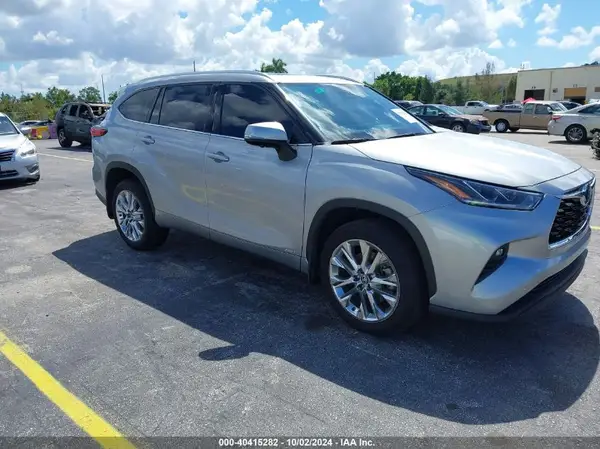 5TDXBRCH7PS133327 2023 TOYOTA HIGHLANDER - Image 1