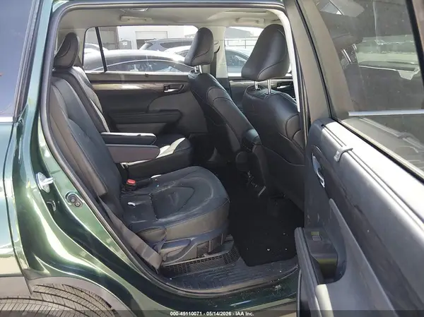 5TDXBRCH7SS681692 2025 TOYOTA HIGHLANDER - Image 8