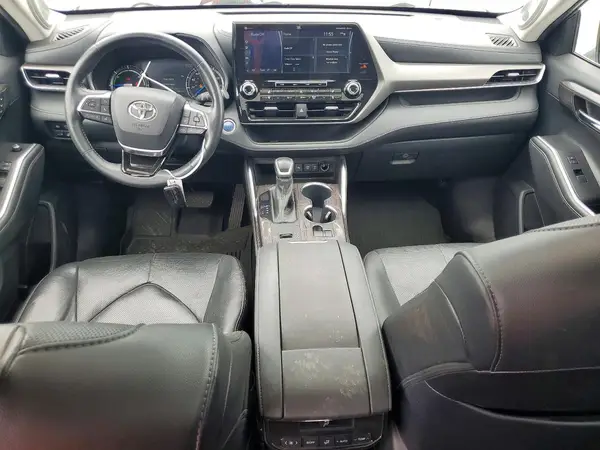 5TDXBRCH8MS025553 2021 TOYOTA HIGHLANDER - Image 8