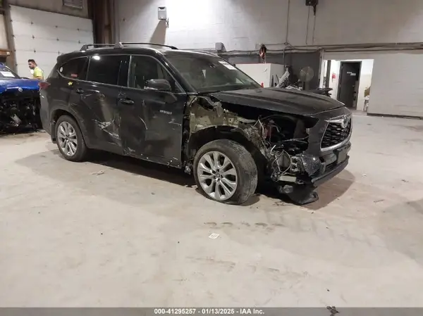 5TDXBRCH8MS521016 2021 TOYOTA HIGHLANDER - Image 1