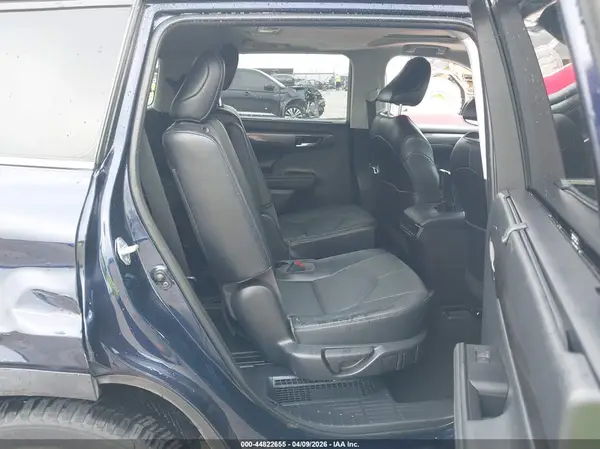5TDXBRCH8NS540716 2022 TOYOTA HIGHLANDER - Image 8
