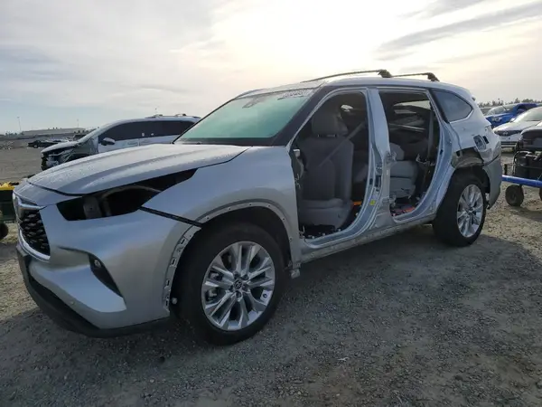 5TDXBRCH8NS543728 2022 TOYOTA HIGHLANDER - Image 1