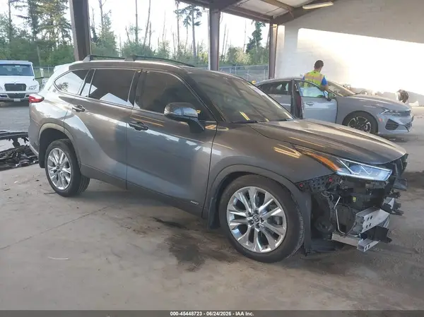 5TDXBRCH8PS121185 2023 TOYOTA HIGHLANDER - Image 1