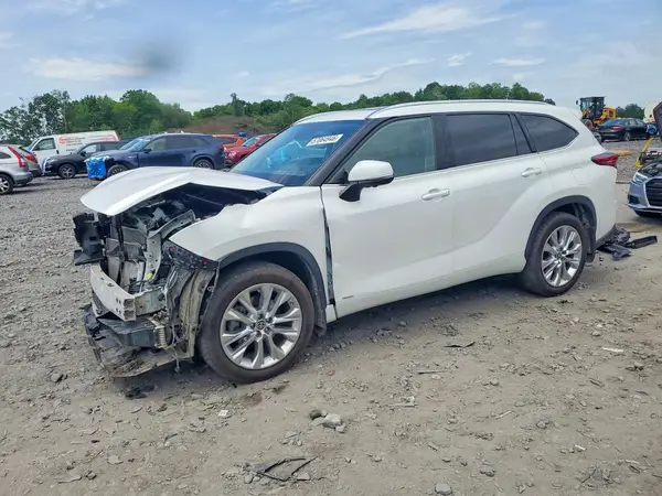 5TDXBRCH8PS132851 2023 TOYOTA HIGHLANDER - Image 1