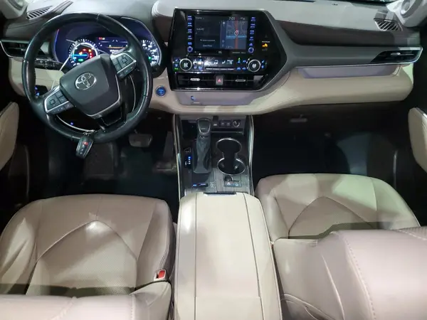 5TDXBRCH9MS033726 2021 TOYOTA HIGHLANDER - Image 8