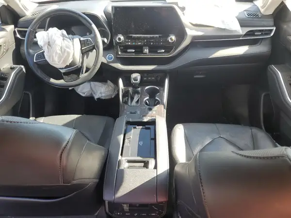 5TDXBRCH9MS528248 2021 TOYOTA HIGHLANDER - Image 8
