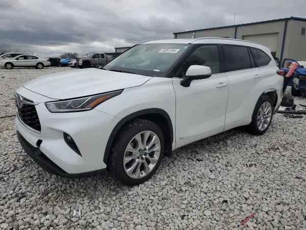 5TDXBRCH9NS557105 2022 TOYOTA HIGHLANDER - Image 1