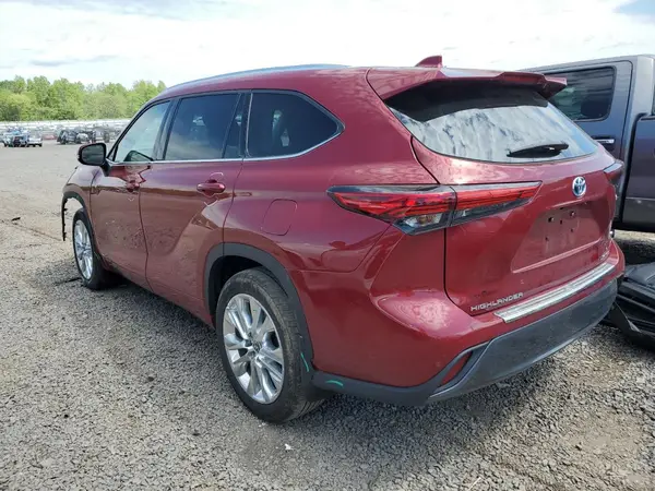 5TDXBRCH9PS110552 2023 TOYOTA HIGHLANDER - Image 2