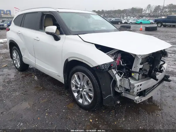 5TDXBRCH9PS117310 2023 TOYOTA HIGHLANDER - Image 1