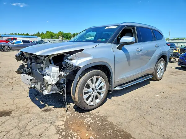 5TDXBRCH9PS120921 2023 TOYOTA HIGHLANDER - Image 1