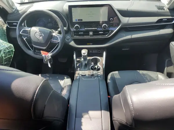 5TDXBRCH9PS121177 2023 TOYOTA HIGHLANDER - Image 8