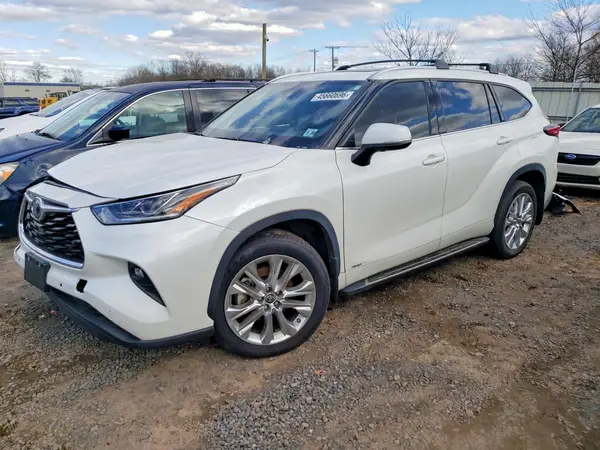 5TDXBRCH9PS122748 2023 TOYOTA HIGHLANDER - Image 1
