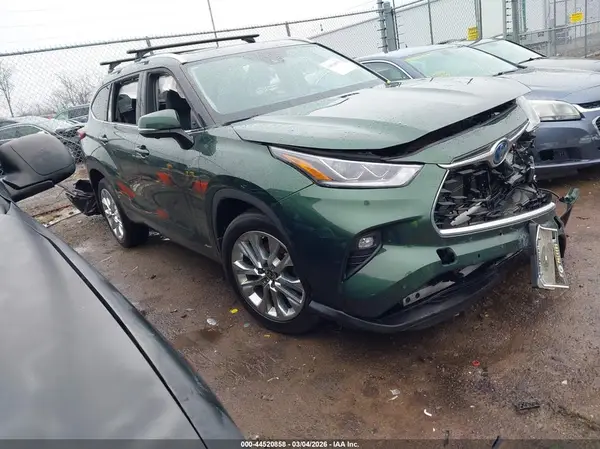5TDXBRCH9PS564297 2023 TOYOTA HIGHLANDER - Image 1