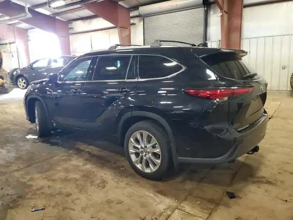 5TDXBRCHXLS001110 2020 TOYOTA HIGHLANDER - Image 2