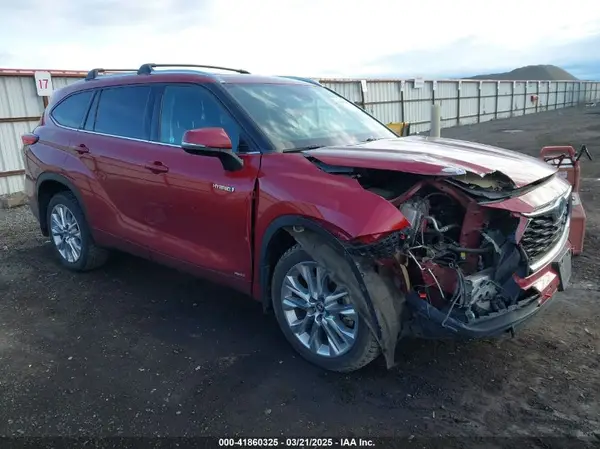5TDXBRCHXLS004587 2020 TOYOTA HIGHLANDER - Image 1