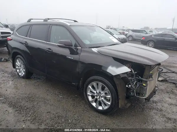 5TDXBRCHXMS061650 2021 TOYOTA HIGHLANDER - Image 1