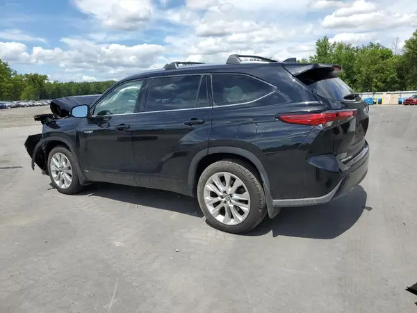 5TDXBRCHXMS534480 2021 TOYOTA HIGHLANDER - Image 2