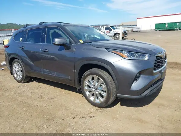 5TDXBRCHXPS122340 2023 TOYOTA HIGHLANDER - Image 1