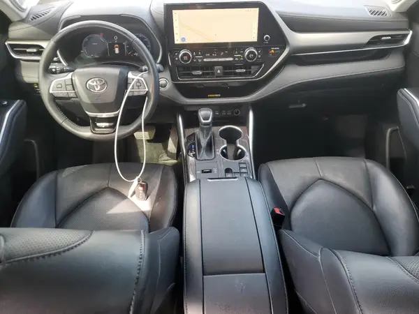 5TDXBRCHXPS585837 2023 TOYOTA HIGHLANDER - Image 8