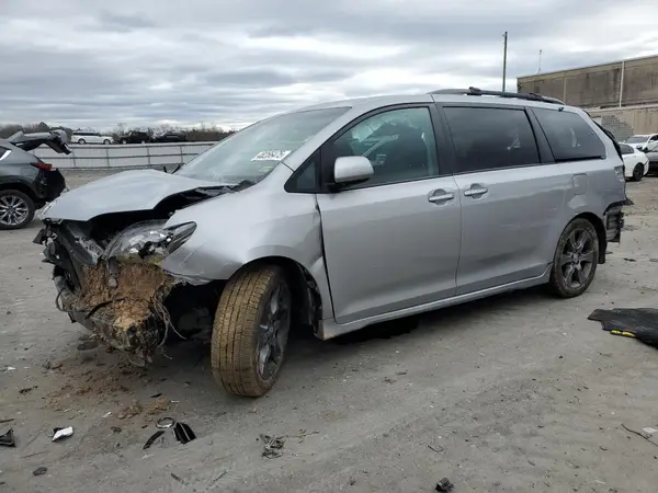 5TDXK3DC0GS725247 2016 TOYOTA SIENNA - Image 1