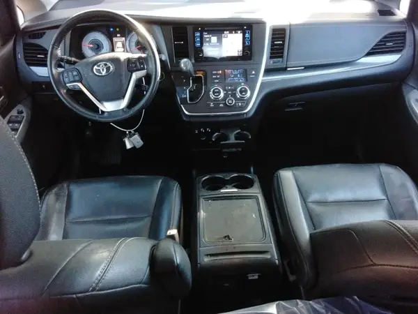 5TDXK3DC0GS726608 2016 TOYOTA SIENNA - Image 8