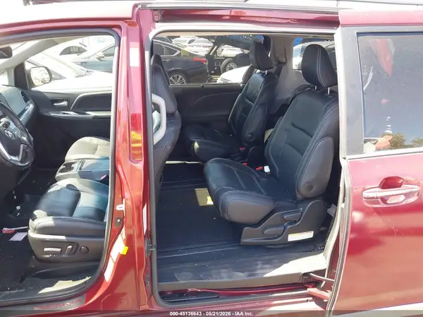 5TDXK3DC0GS729198 2016 TOYOTA SIENNA - Image 8
