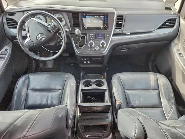 5TDXK3DC0GS731288 2016 TOYOTA SIENNA - Image 8