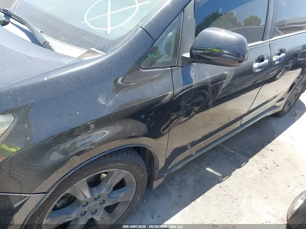 5TDXK3DC0GS731968 2016 TOYOTA SIENNA - Image 2