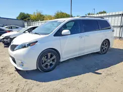 5TDXK3DC1GS710207 2016 TOYOTA SIENNA