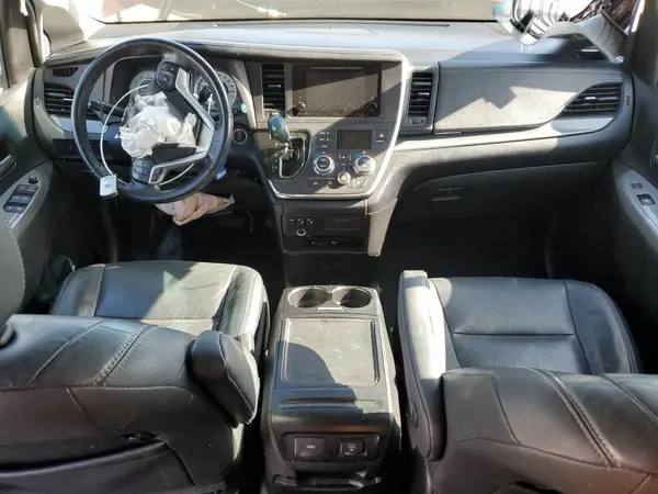 5TDXK3DC1GS713222 2016 TOYOTA SIENNA - Image 8