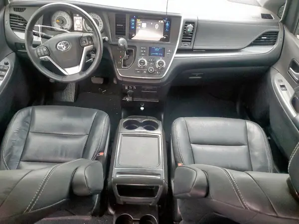 5TDXK3DC1GS757995 2016 TOYOTA SIENNA - Image 8