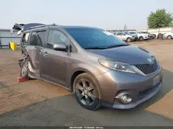 5TDXK3DC2GS708482 2016 TOYOTA SIENNA