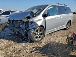 5TDXK3DC2GS723337 2016 TOYOTA SIENNA