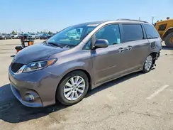 5TDXK3DC3GS698318 2016 TOYOTA SIENNA