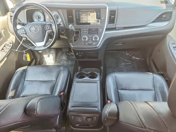 5TDXK3DC3GS698318 2016 TOYOTA SIENNA - Image 8