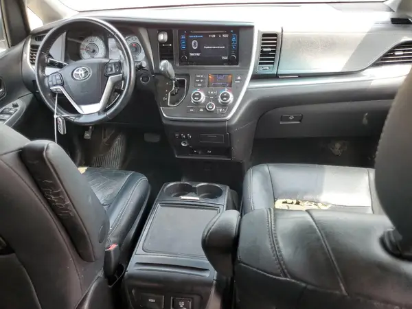 5TDXK3DC4GS720388 2016 TOYOTA SIENNA - Image 8