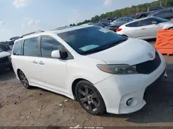 5TDXK3DC4GS721413 2016 TOYOTA SIENNA