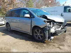 5TDXK3DC4GS739877 2016 TOYOTA SIENNA