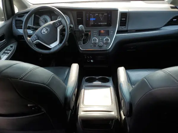 5TDXK3DC4GS750426 2016 TOYOTA SIENNA - Image 8