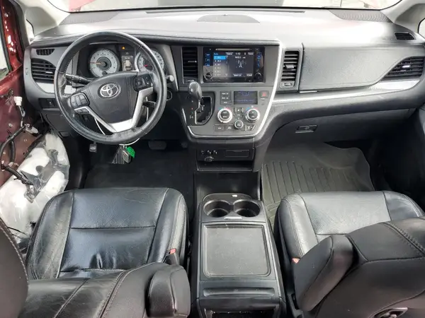 5TDXK3DC5GS748300 2016 TOYOTA SIENNA - Image 8